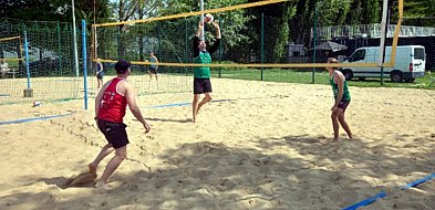 Siatkówka plażowa: sezon rozpoczęty triumfem pabianiczan-62801