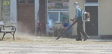 LIST DO REDAKCJI: zamiast sprzątać, wdmuchują kurz do mieszkań-62844