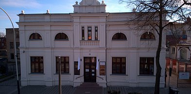 Dyrektorzy poszukiwani-63212