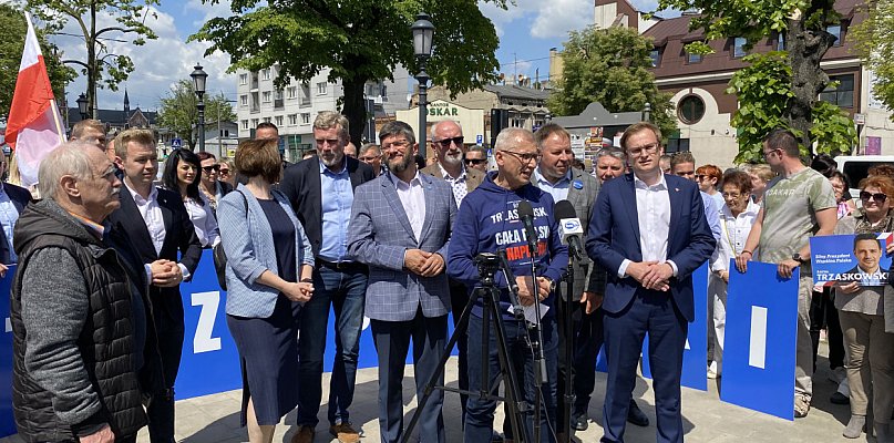 Trzaskobus w Pabianicach, bez Trzaskowskiego - 63251