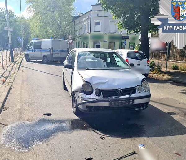 Pani kierowca zagapiła się-63279