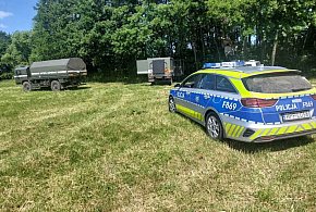Niewybuch znaleziony podczas spaceru. Interweniowali saperzy-64160
