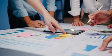 Co pomoże Ci poprawić pracę z reklamodawcami?-65323