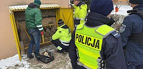 Ewakuacja w bloku przy ul. Bugaj. Czuć było gaz