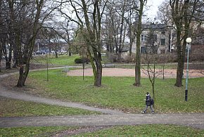 Zaginiona nastolatka odnaleziona w parku-66756