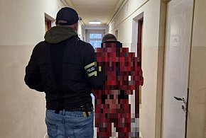 Pechowa noc 26-latka – wpadł z narkotykami przez niesprawne oświetlenie-67694