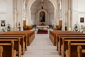 Miliony na Kościół w 2026 roku. Państwo co roku dokłada do duchownych-68823