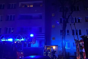 Pożar w bloku na Bugaju. Paliło się na IV piętrze