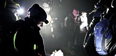 Kilka godzin marszu w milczeniu