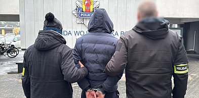 Policjanci odkryli magazyn z „lewym tytoniem”