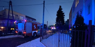 Pożar w garażu przy Słonecznej. Straty 20 tys. zł. Nikt nie ucierpiał