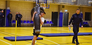 Chcesz zostać policjantem? Zobacz test sprawności w Dobroniu