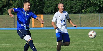 Grad goli przy „Grota”-Roweckiego. Pan asystent Patryk Olszewski