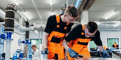 Szkolenie UDT – jak zdobyć uprawnienia krok po kroku i legalnie pracować na wózkac