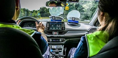 Stracił prawko za jazdę na jednym kole