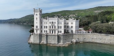 Podróż po miejscach pełnych historii i śródziemnomorskieg