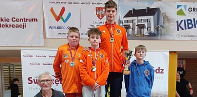Dwa złota i srebro. Atleci Nelsona Pabianice z krążkami w Swarzędzu