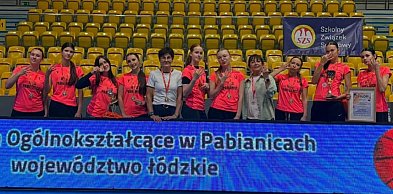 Koszykarki z II LO na pudle Mistrzostw Polski