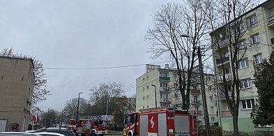 Strażacy pospieszyli na ratunek desperatowi-67526