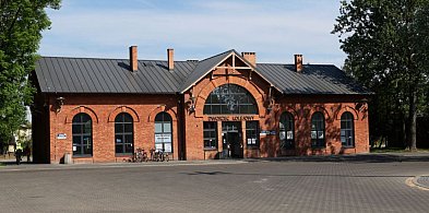 Autobusem KKA do stacji PKP Pabianice-68448