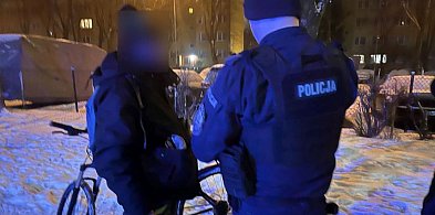 Pijany rowerzysta prawie wpadł pod autobus-69001