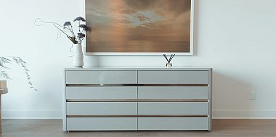 Komoda czy konsola — co lepiej sprawdzi się w Twoim salonie?-66900