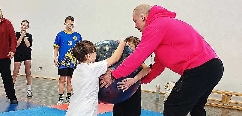 Sport, pot i… recykling.  Ekologiczne warsztaty z mistrzem olimpijskim