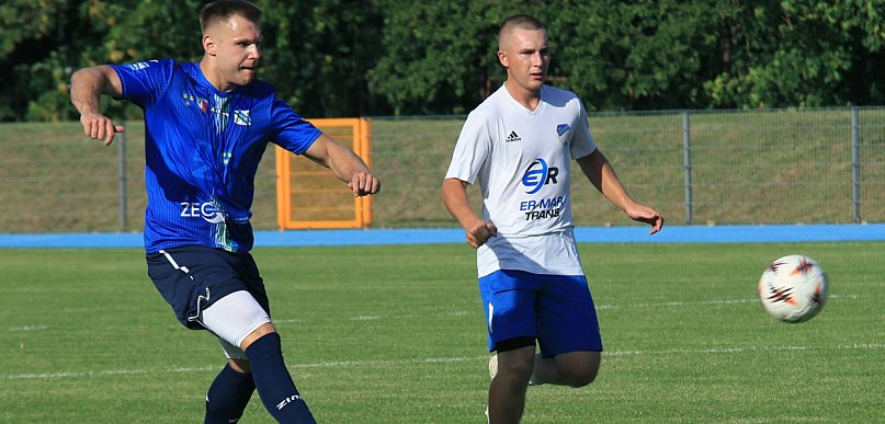 Grad goli przy „Grota”-Roweckiego. Pan asystent Patryk Olszewski