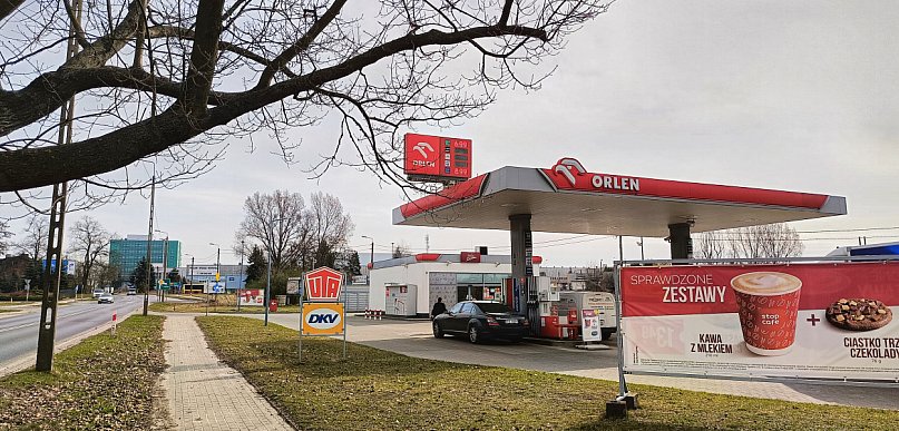 Rząd obniży ceny paliw? Jak jest w Pabianicach
