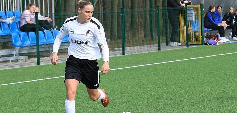 Znowu to samo. Piłkarki PTC nie dowiozły wyniku