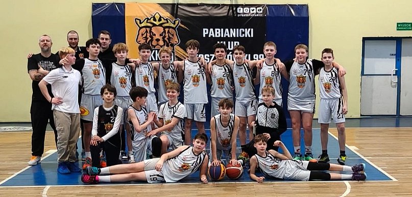 Koszykarze PKK 99 Pabianice w ćwierćfinale mistrzostw Polski!