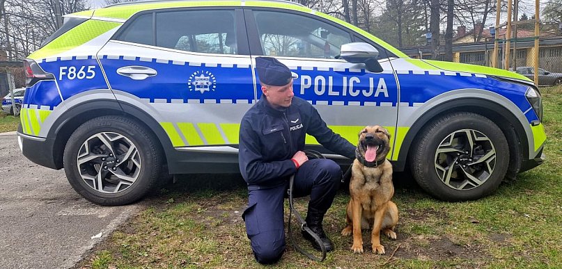 Funkcjonariuszka na czterech łapach