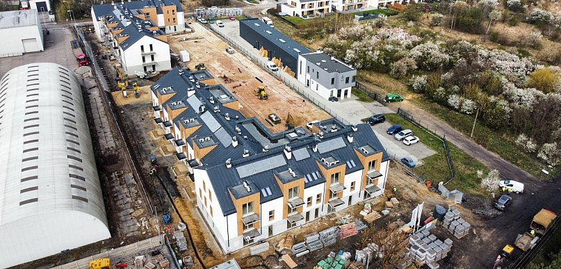 SIM zamyka inwestycję. Domy czekają na lokatorów