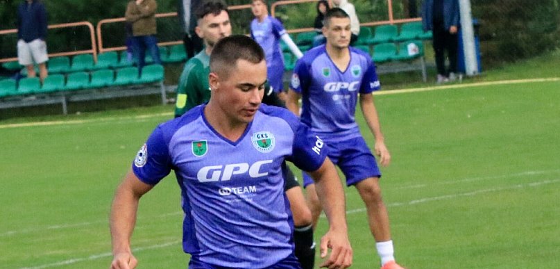 Zabrakło kilku minut. GKS Ksawerów przegrał z liderem