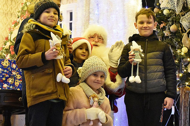 Parada i jarmark świąteczny