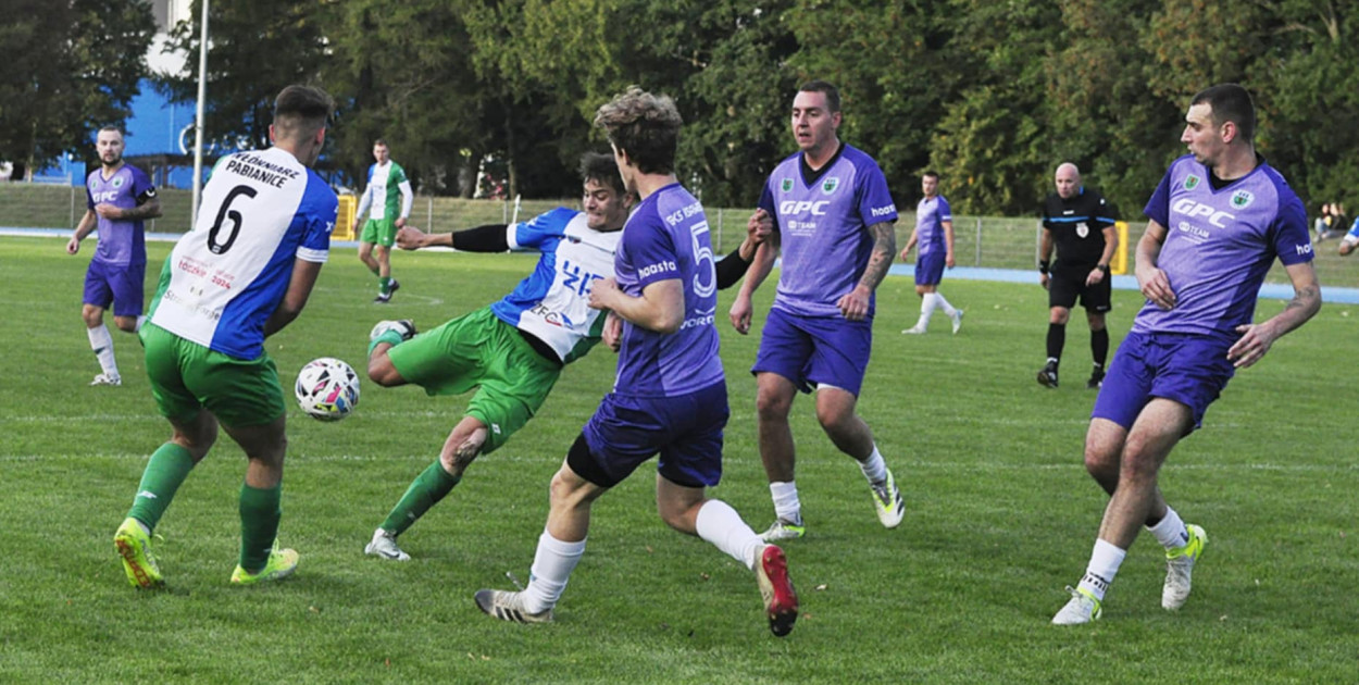 Włókniarz Pabianice zremisował 1:1 z GKS-em Ksawerów. Foto: Ela Tomes.