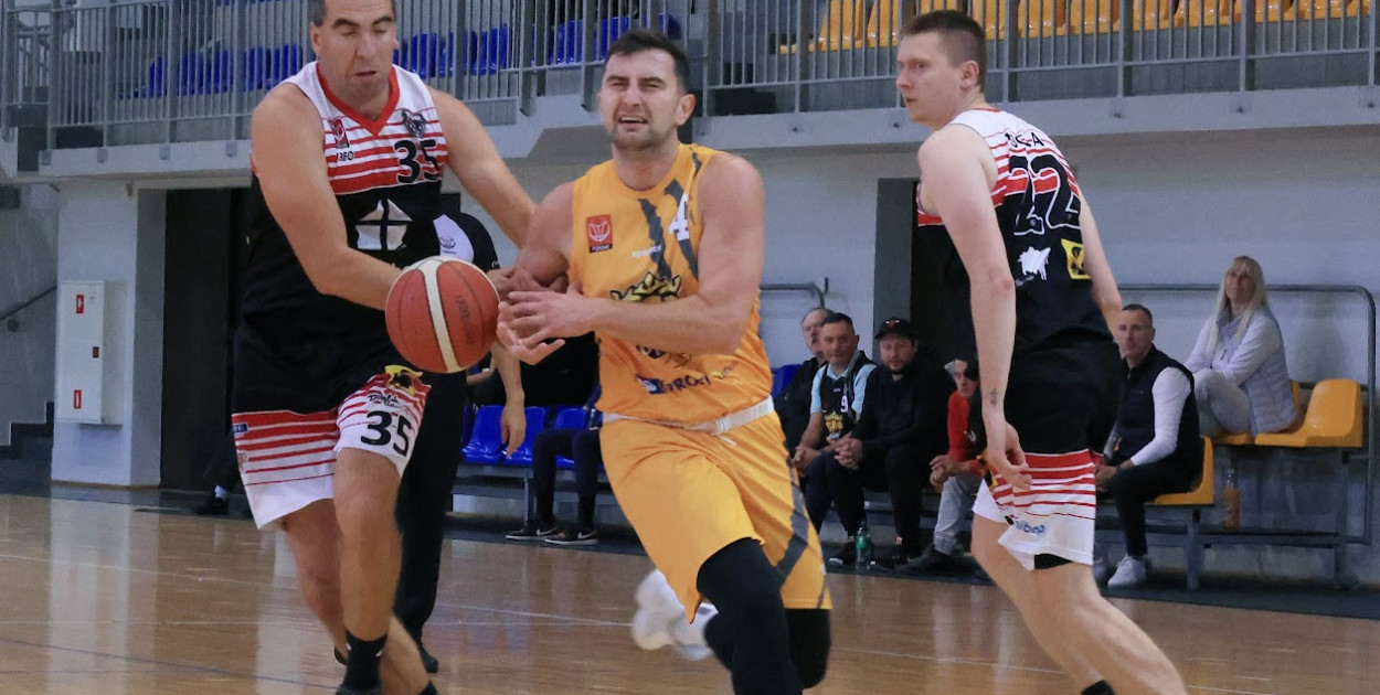 Bartosz Wróbel był najskuteczniejszym koszykarzem Profi Sunbud PKK 99 Pabianice.