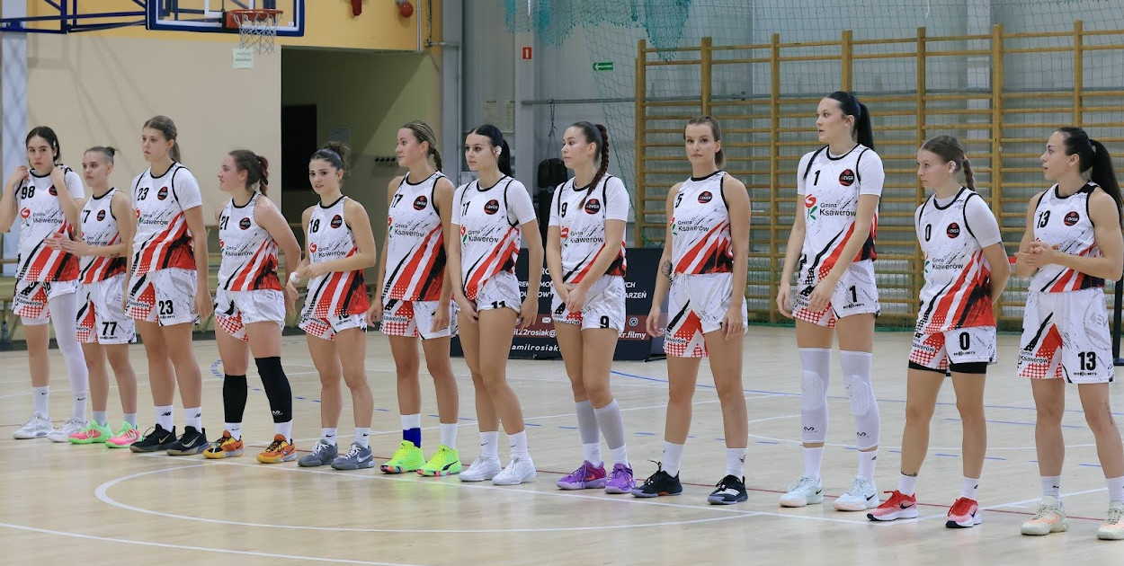 Koszykarki Basketu 4Ever Ksawerów rzuciły 100 punktów.