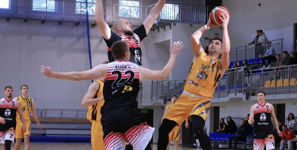 Bartosz Wróbel rzucił aż 39 punktów dla Profi Sunbud PKK 99 Pabianice.