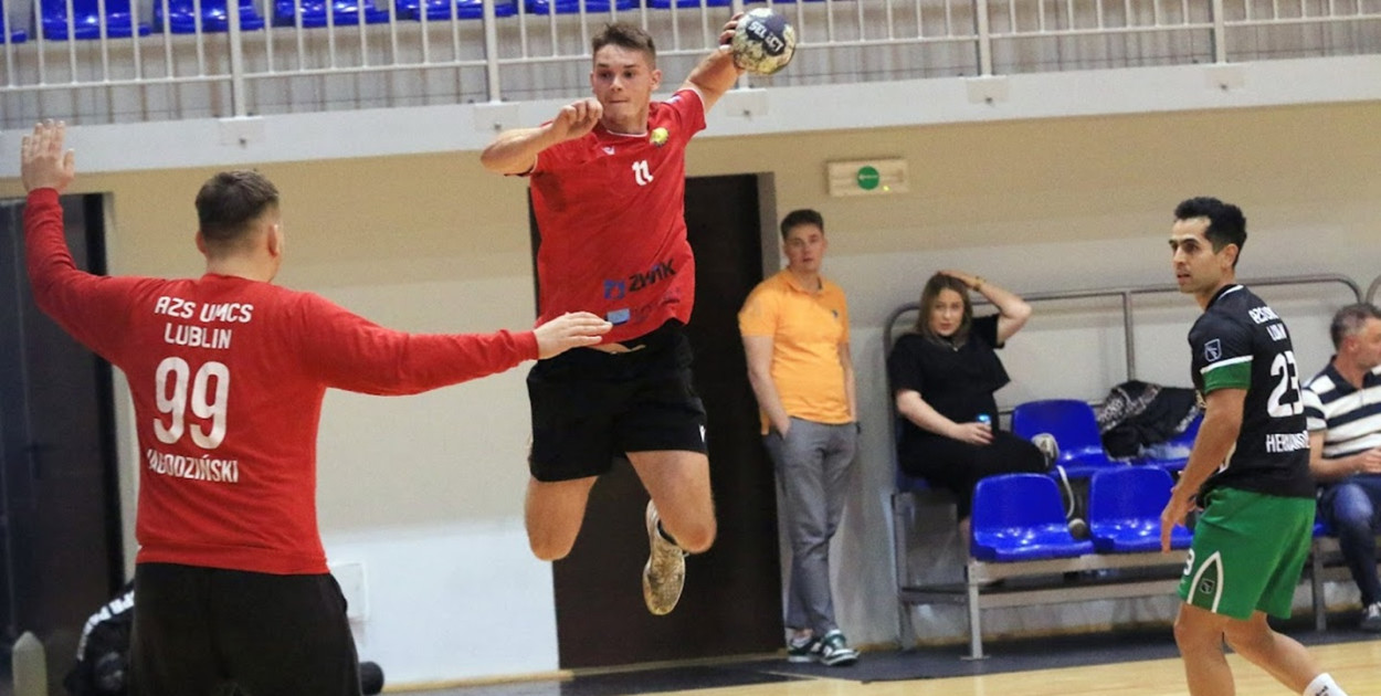 Piotr Szewczyk rzucił siedem goli dla Pabiksu Pabianice.