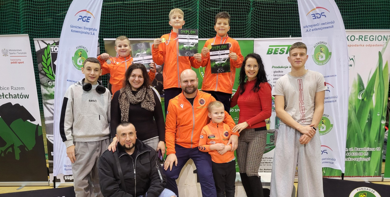 Nelson Pabianice podczas mistrzostw województwa dzieci w zapasach.