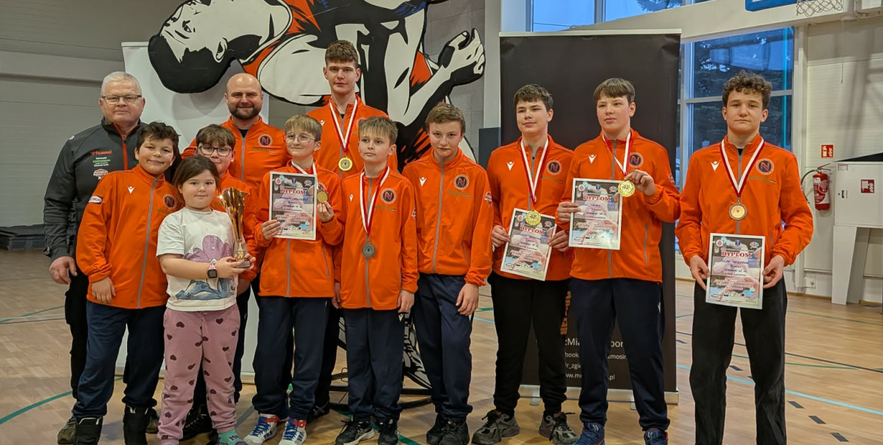 Zapasy: Nelson ma trzech mistrzów województwa!