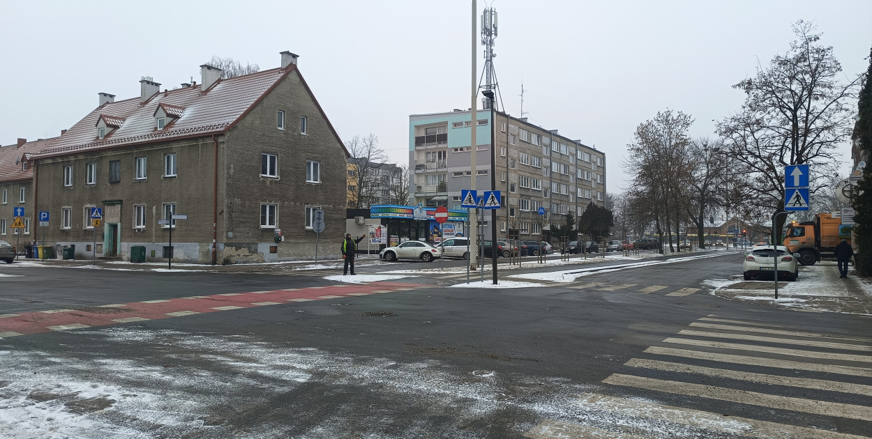 "Skandaliczne sytuacje" na ciągu pieszo–rowerowym