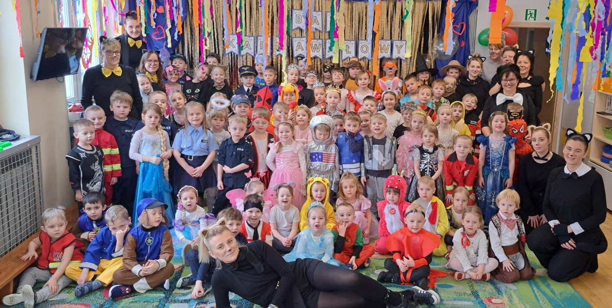 Bajkowa zabawa ostatkowa w PM nr 12