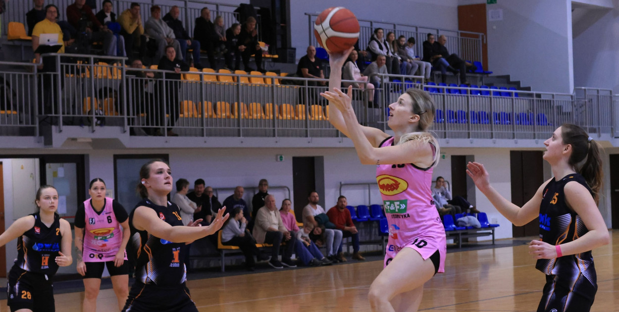 Natalia Gzinka i Anna Kudelska poprowadziły Grota do triumfu!