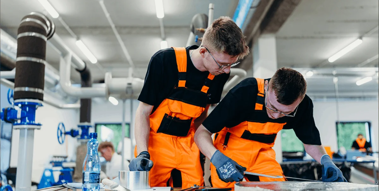 Szkolenie UDT – jak zdobyć uprawnienia krok po kroku i legalnie pracować na wózkac