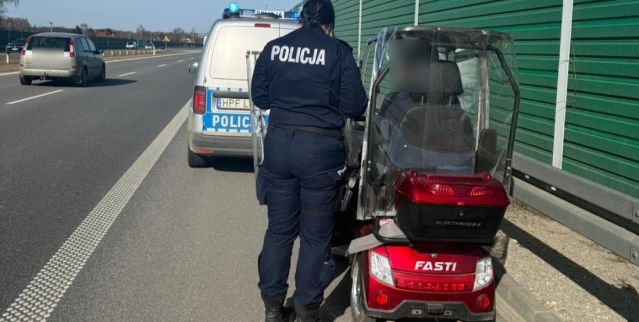 Wózkiem elektrycznym na ekspresówce