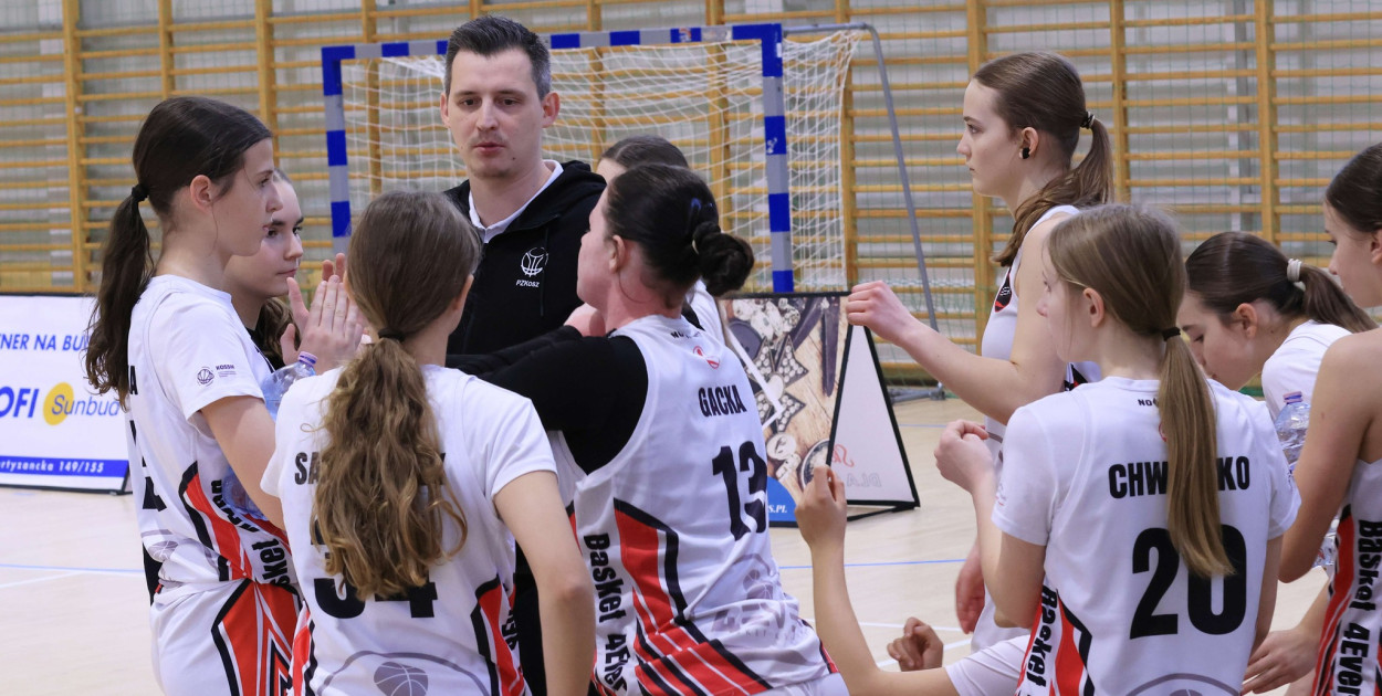 Różnica klas. Basket Ksawerów w półfinale mistrzostw Polski u-17!