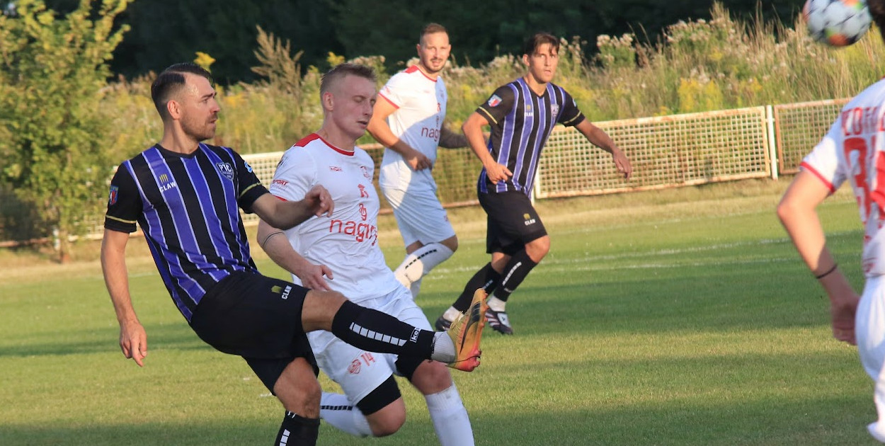 Hat-trick Adama Patory. Piłkarze PTC nadal bez straty punktu!