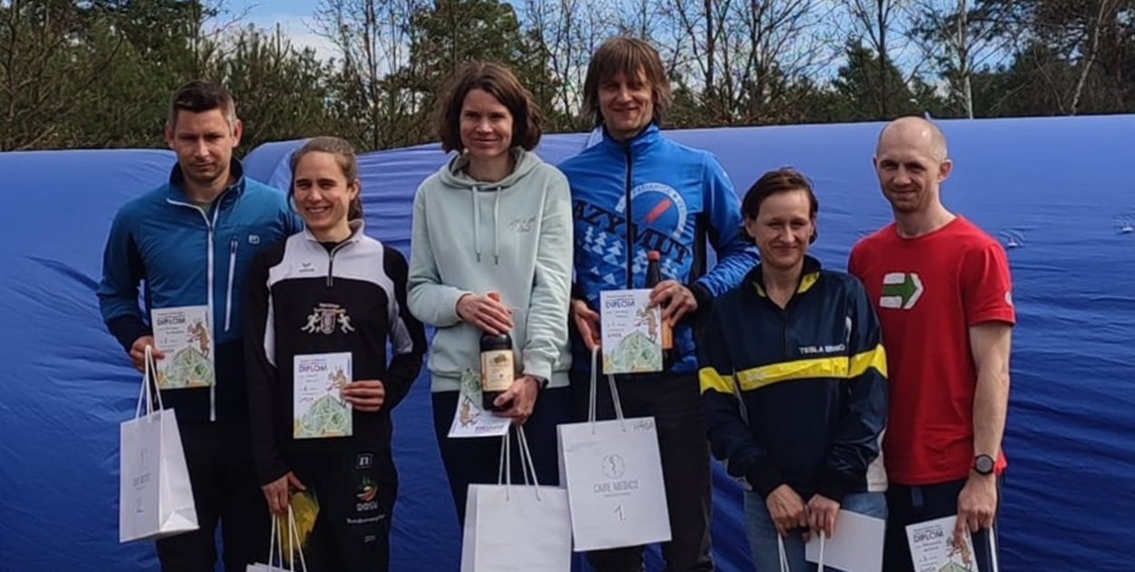 Wielkanoc na skałach. Trzy złote medale Azymutu w Czechach!